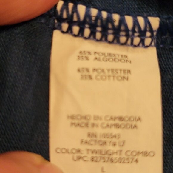 Daisy Fuentes My Favorite T scoop Neck Slim Fit Cut Cap sleeves - Size LG. Blue - Picture 8 of 9